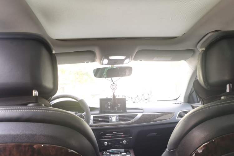 Used Zotye Z700 2018 Z700H 1.8T DCT Luxury Edition
