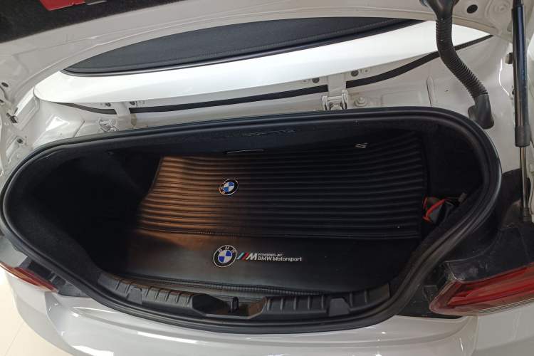 Used BMW 2 Series 2018 220i Convertible Coupe Sports Design Package