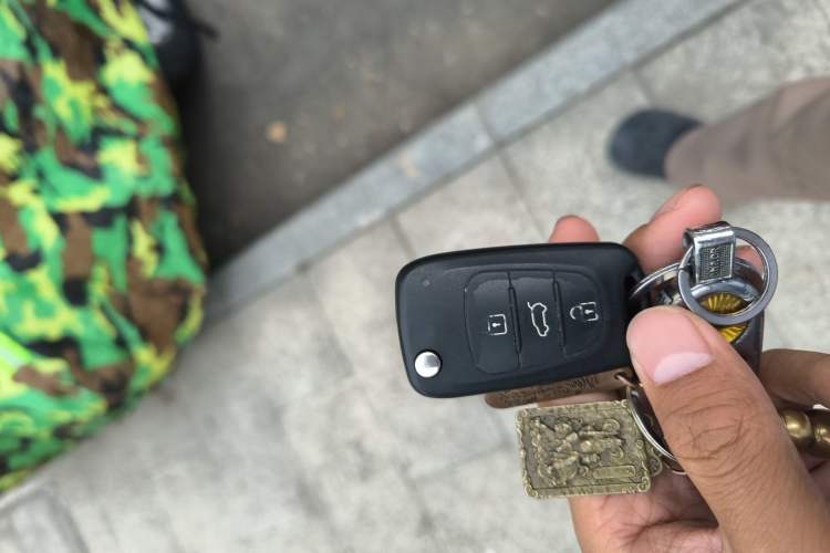 Used Hyundai Celesta 2015 1.6L Manual Comfort Model
