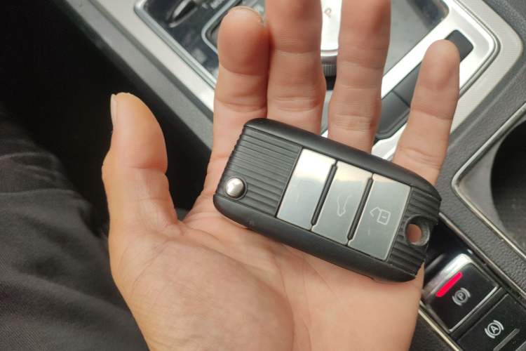 Used Roewe i6 New Energy 2019 PLUS 50T 4G Connected Glory Luxury Edition
