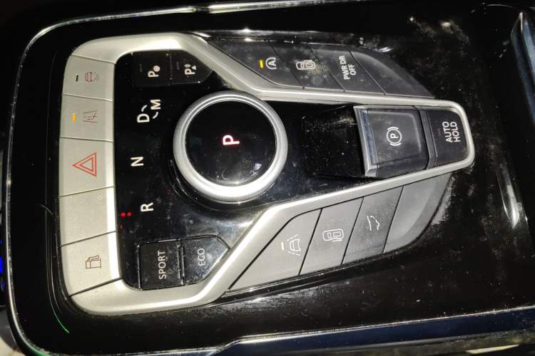 Used SAIC MAXUS G20 2021 PLUS 2.0T Gasoline Automatic Flagship Edition