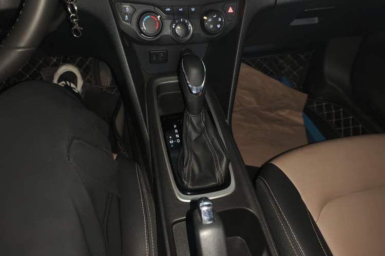 Used Chevrolet Monza 2020 320 Automatic Enjoyment Edition
