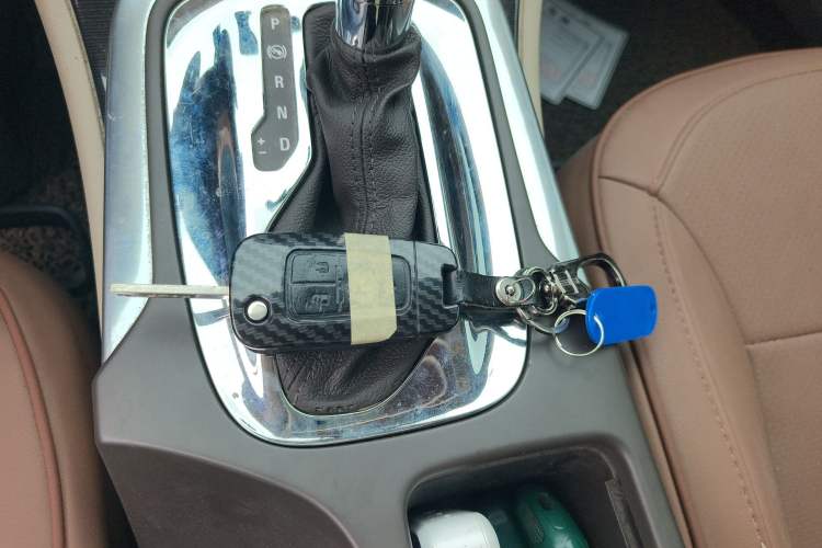 Used Buick Regal 2014 2.0L Leading Fashion Edition Vehicle Key