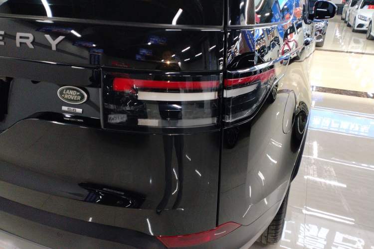 Used Land Rover Discovery 2018 3.0 SC V6 SE