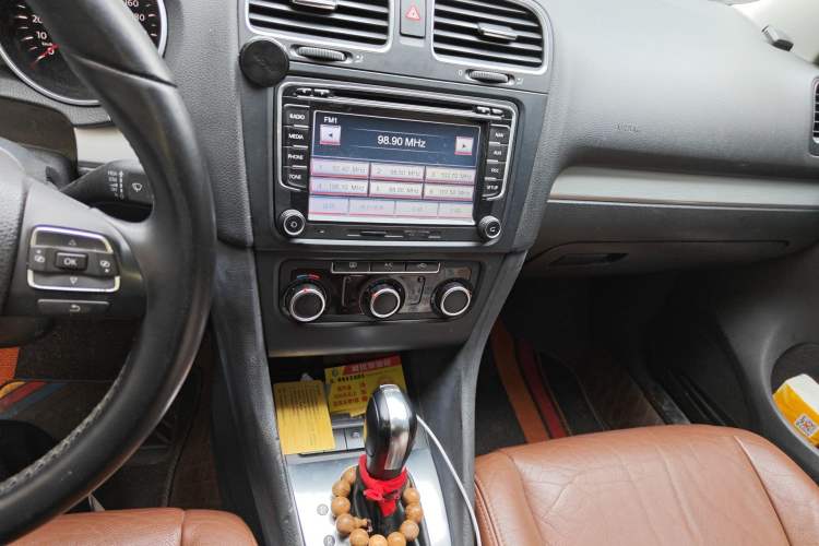 Used Volkswagen Golf 2012 1.4 TSI BlueMotion Edition Audio And AC Panel