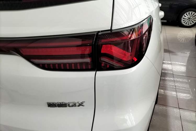 Used SOL QX 2021 300T DCT Prestige Smart Connectivity Version