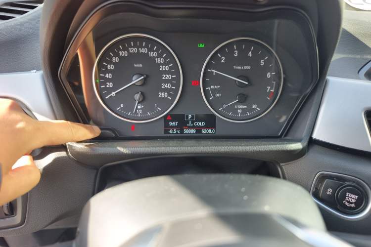 Used BMW X1 2016 sDrive18Li Premium Edition
