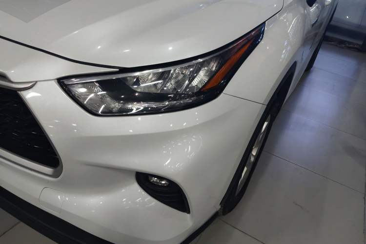 Used Toyota Highlander 2022 Dual-Engine 2.5L 4x4 Elite Edition 7-Seater
