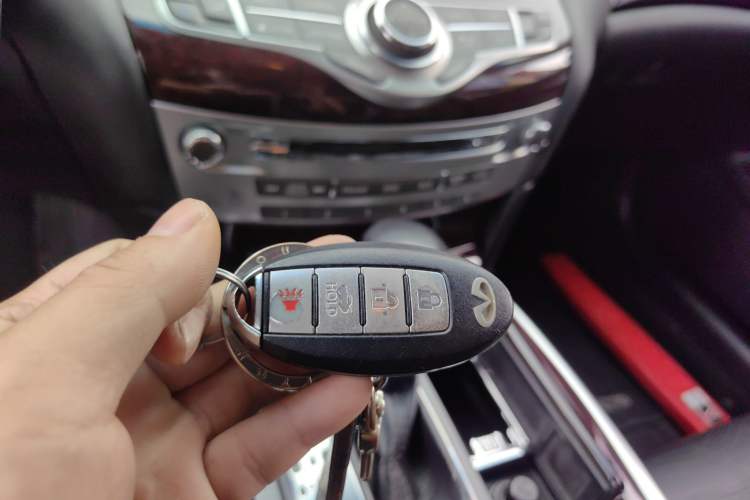 Used Infiniti Q70 2013 Q70L 2.5L Comfort Edition