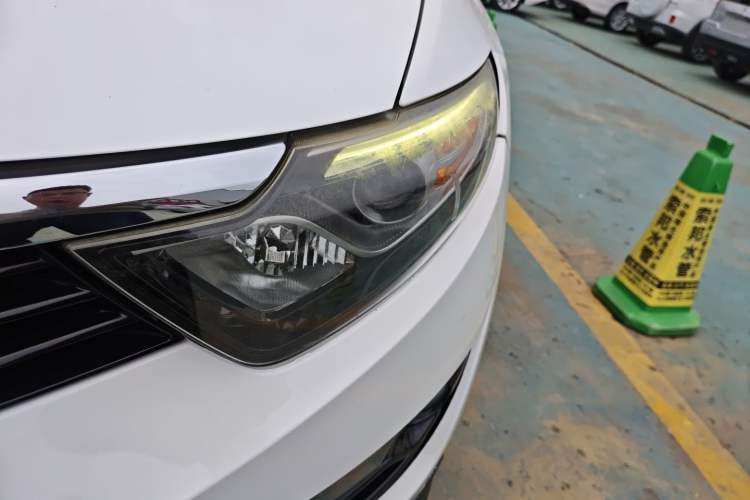 Used Soueast DX7 2016 1.5T Manual Triumph Edition