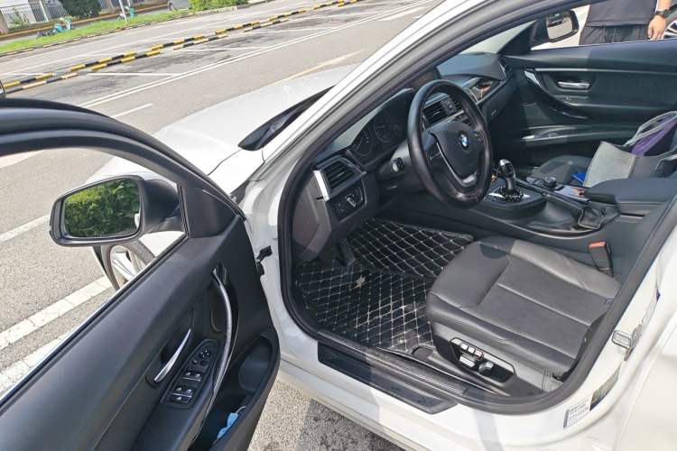 Used BMW 3 Series 2017 320Li Fashion Model