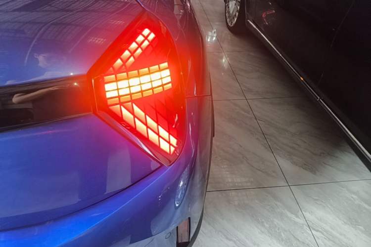 MINI 2025 1.5T COOPER Classic Edition Five-Door Version مستعملة