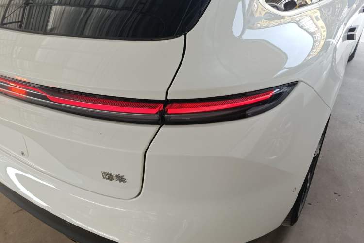 Used Nio ET5T 2024 75kWh Touring Exterior 3