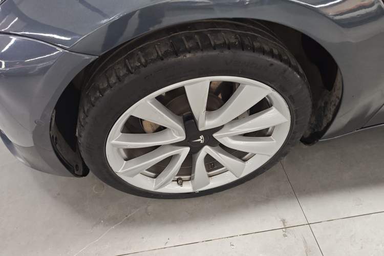 Used Tesla Model 3 2019 Standard Range Rear-Drive Upgraded Version Left Front Wheel Hub