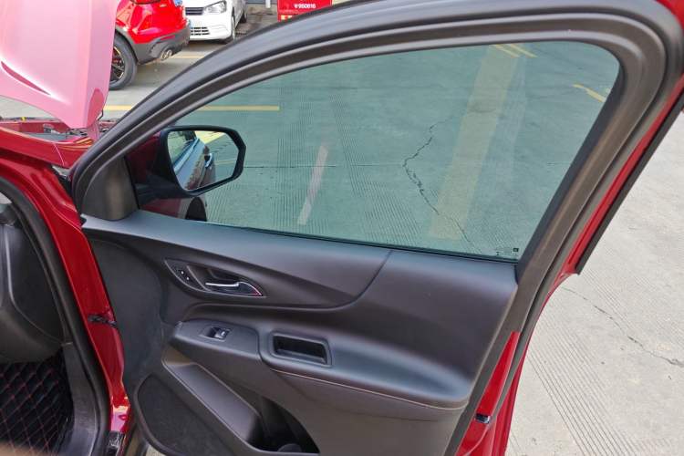 Used Chevrolet Equinox 2018 535T Automatic YuJie Edition