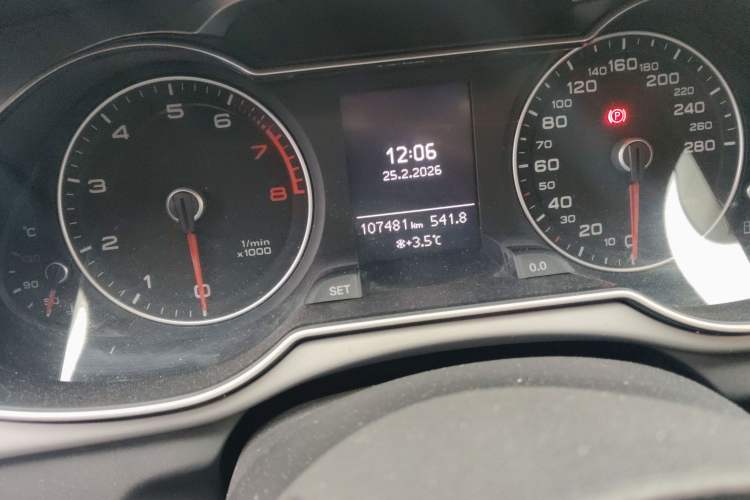 Used Audi A4L 2013 35 TFSI Automatic Standard Model