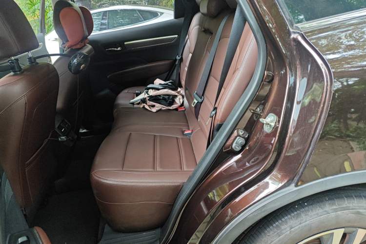 Used Renault Koleos 2018 2.5L Two-Wheel Drive 120th Anniversary Limited Edition Left Rear Seat