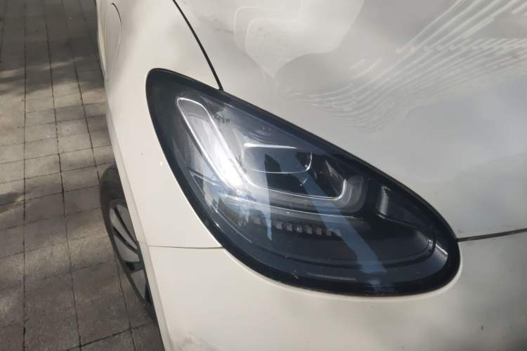 Used Wuling Bingo 2023 333km Enjoy+ Version Right Front Headlight