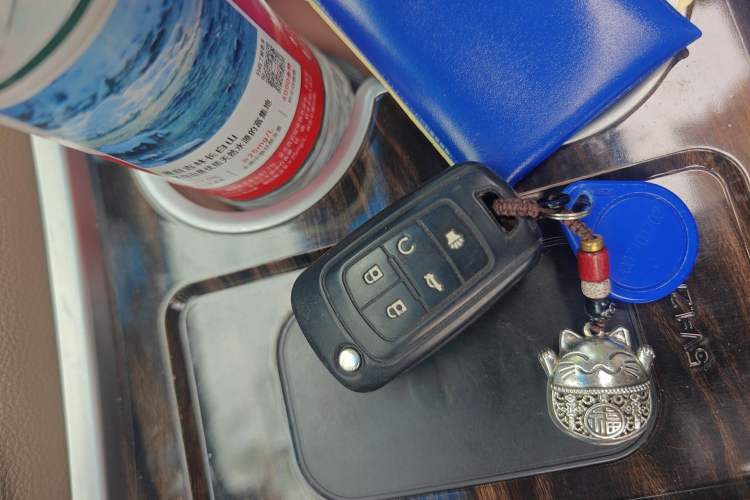 Used Buick GL8 2017 25S Luxury Version China V Standard Vehicle Key