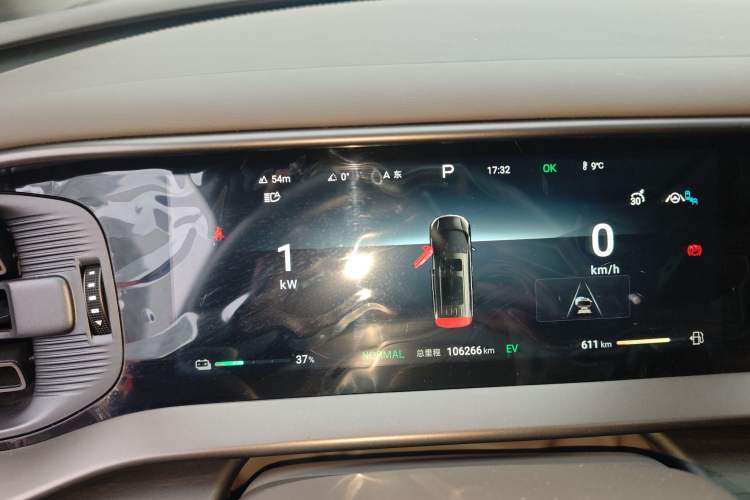 Used Denza D9 2022 DM-i 970 Four-Wheel Drive Prestige Model