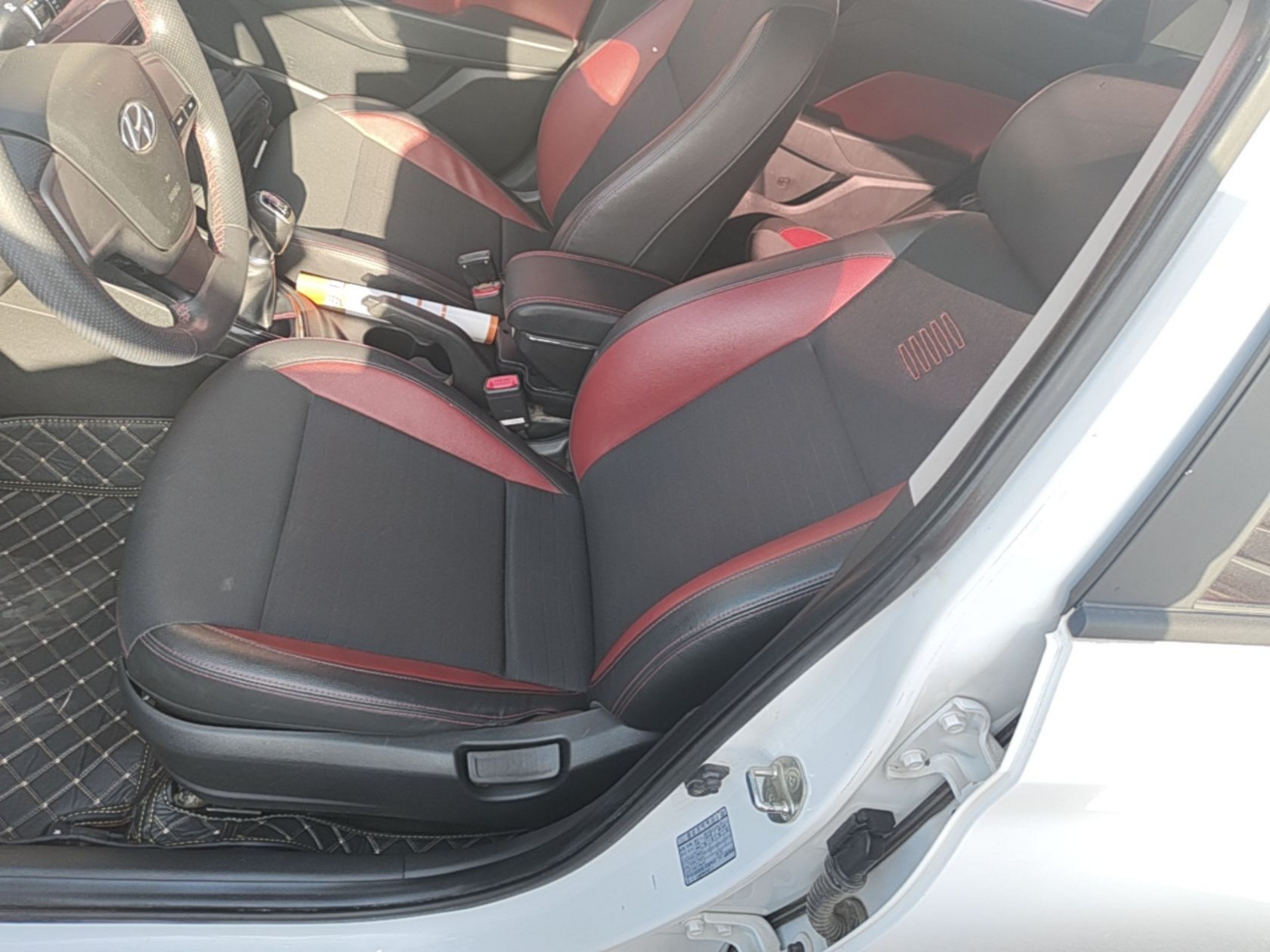 Interior delantero