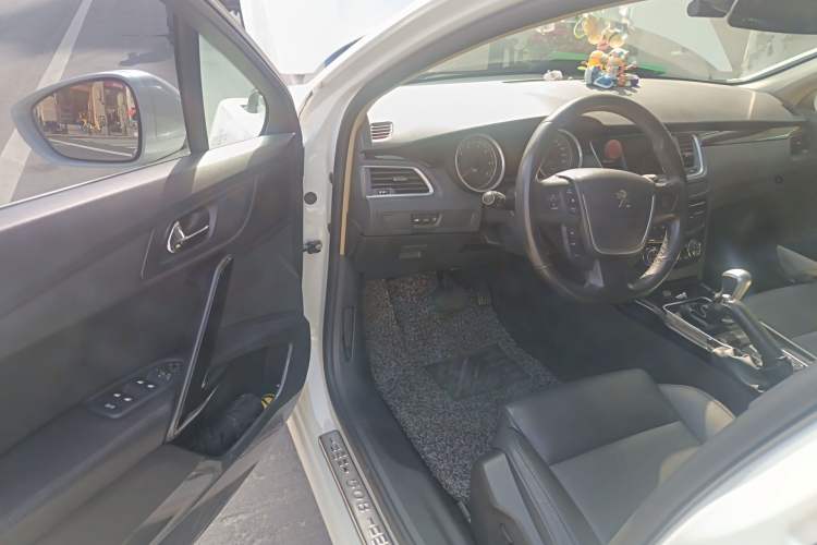 Used Peugeot 508 2013 2.0L 2nd Anniversary Edition with Automatic Sunroof – Classic Version
