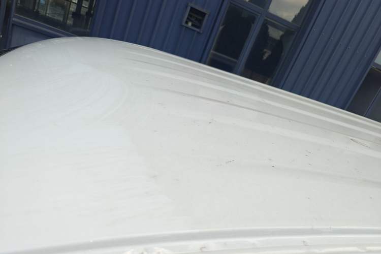 Used Ruichi EC75 2025 Model Passenger Vehicle Smart Driving Ultra-Charging Edition, Pioneer Type I, 52.16 kWh