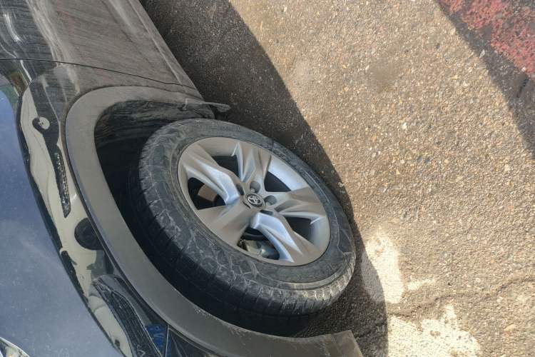 Used Toyota Highlander 2018 2.0T Four-Wheel Drive Luxury Version 7 Seats China VI Standard