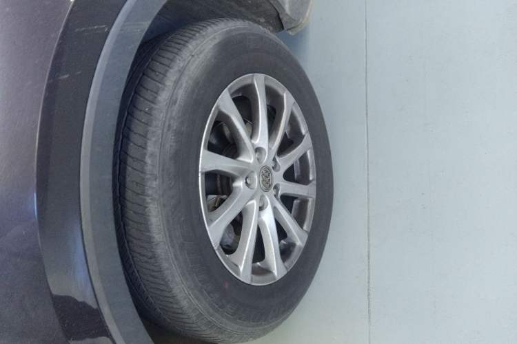 Used Buick Envision 2017 20T Two-Wheel Drive Elite Version Exterior 4