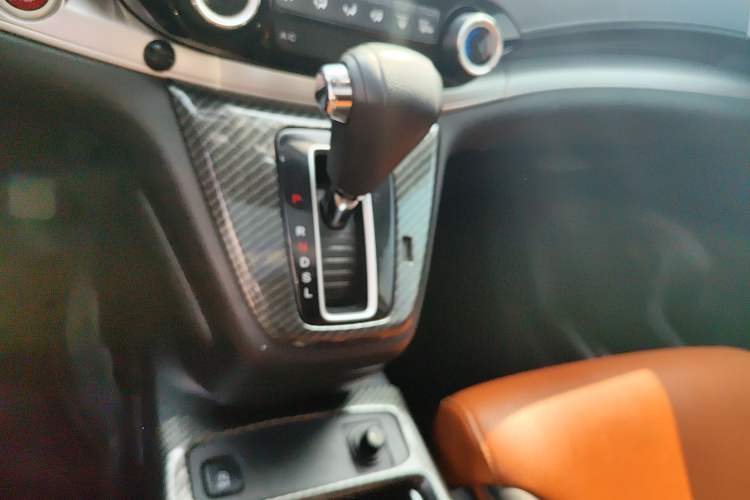 Used Honda CR-V 2015 2.0L two-wheel drive Fashion Edition