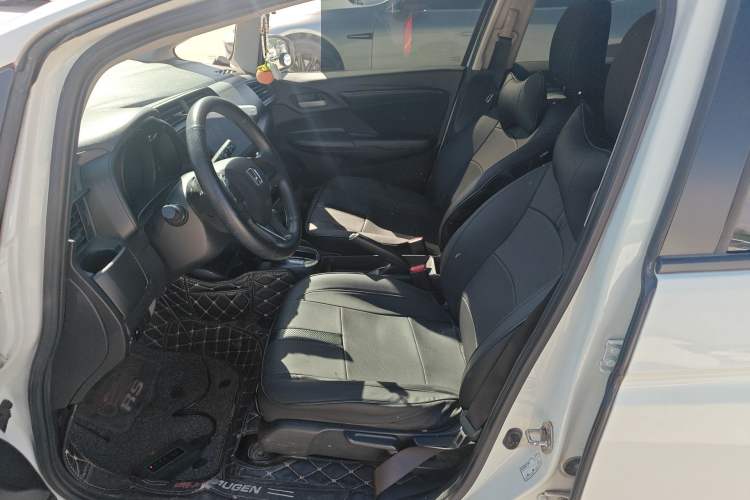 Used Honda Fit 2018 1.5L CVT Comfort Sunroof Version
