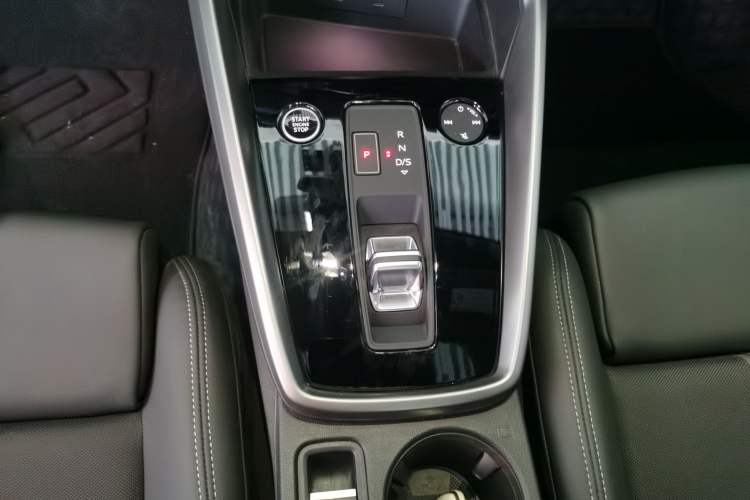 Used Audi A3 2024 Sportback 35 TFSI Fashionable Sports Model
