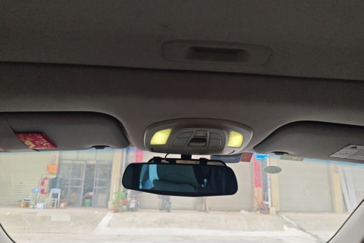 Used Baojun 730 2017 1.5T DCT Fashion Edition 7-Seater China V Emission Standard Headliner