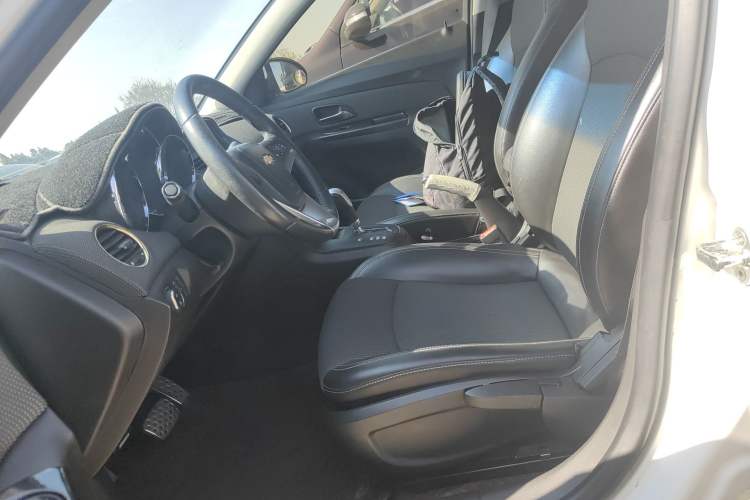 Used Chevrolet Cruze 2013 Hatchback 1.6T Automatic Flagship Model
