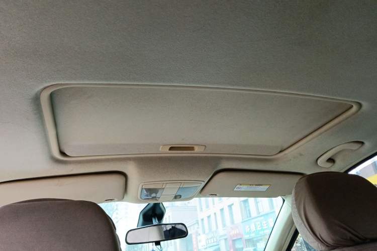 Used BAIC E Series 2012 Hatchback 1.5L Manual Leshang Version