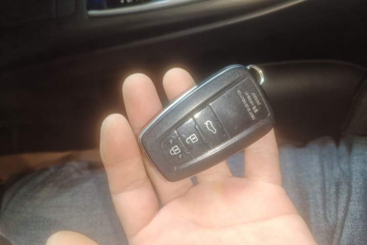 Used Toyota Camry 2021 Dual-Motor 2.5HG Luxury Edition Vehicle Key