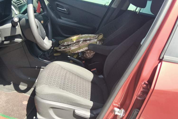 Used Chevrolet Trax 2014 1.4T Manual Two-Wheel Drive Comfort Model Left Front Seat