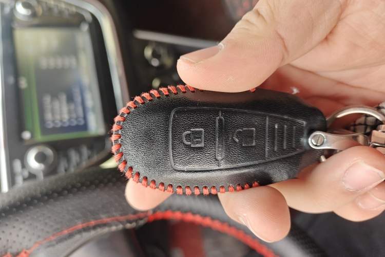 Used Suzuki Vitara S-Cross 2017 1.6L Manual Two-Wheel Drive Urban Fashion Model
