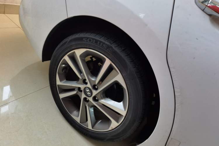 Used Hyundai Elantra (6th Generation / Lingdong) 2016 1.6L Automatic ZhiXuan – Elite Version
