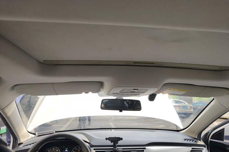 Used Roewe i5 2019 1.5L Automatic 4G Connected Langhao Edition