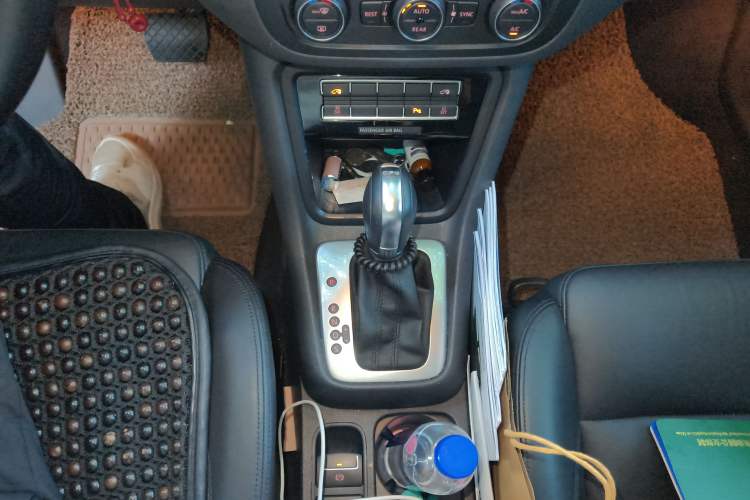 Used Volkswagen Sharan 2014 2.0 TSI Luxury Model Gear Lever