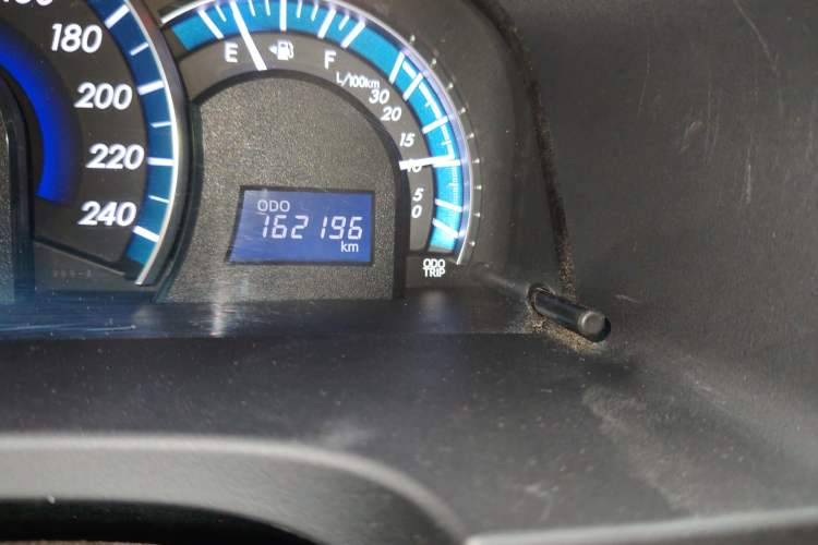 Used Toyota Camry 2012 Luxurious Edition 2.5HG Zunrui Odometer Close Up