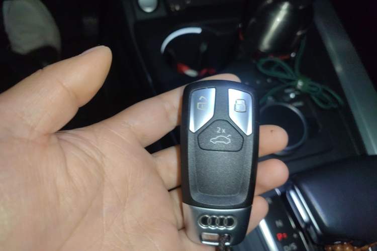 Used Audi A4L 2019 40 TFSI Fashion Edition China VI Emission Standard
