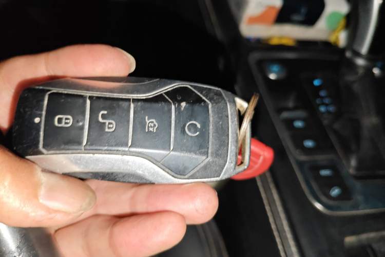 Used BYD Tang 2018 2.0T Automatic Smart Connect Prestige 7-Seater China V Standard