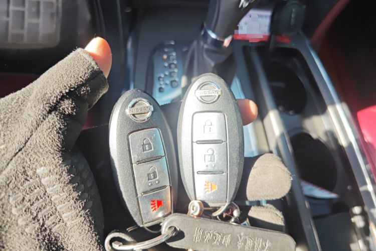 Used Nissan Patrol 2018 4.0L LinkedIn Edition Vehicle Key