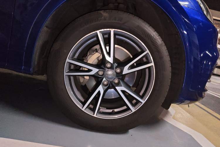 Used Audi Q5L 2020 Updated 40 TFSI Prestige Fashion Edition
