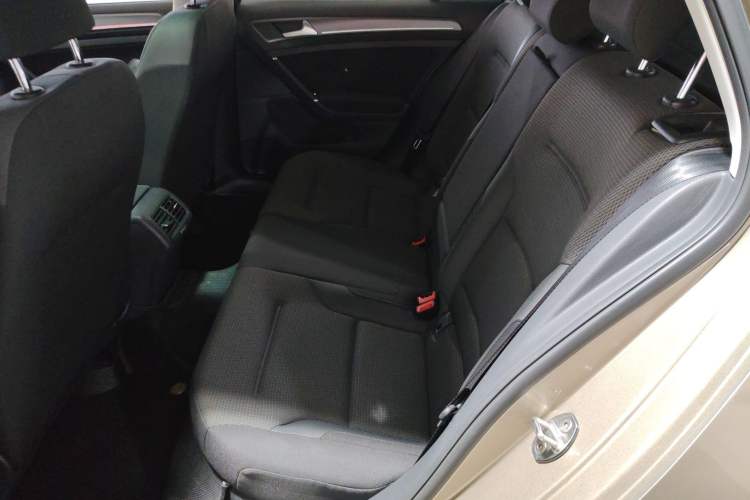 Used Volkswagen Golf 2017 230TSI Automatic Comfort Edition – Celebrating Milestone of One Million Units
