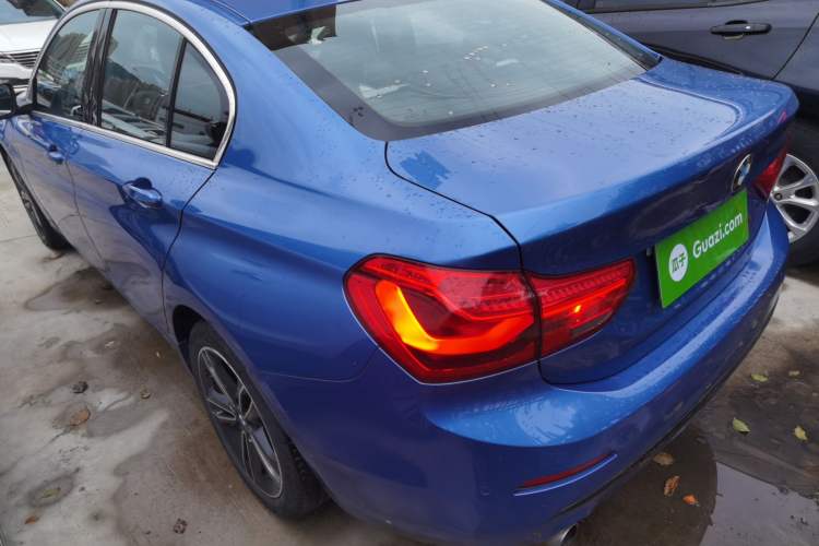 Used BMW 1 Series 2018 Facelifted 118i Sport Edition Exterior 2