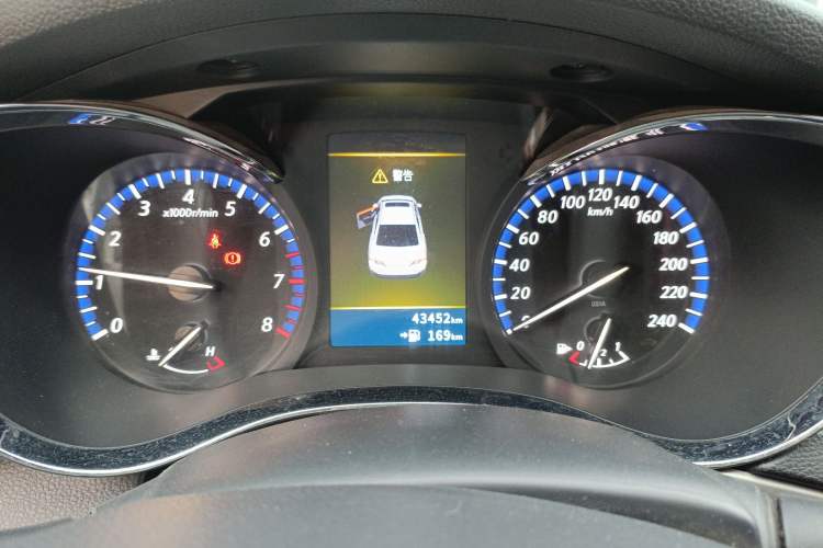 Used Venucia D60 2019 100 000 Glory 1.6L XL Manual Chenku Edition China VI
