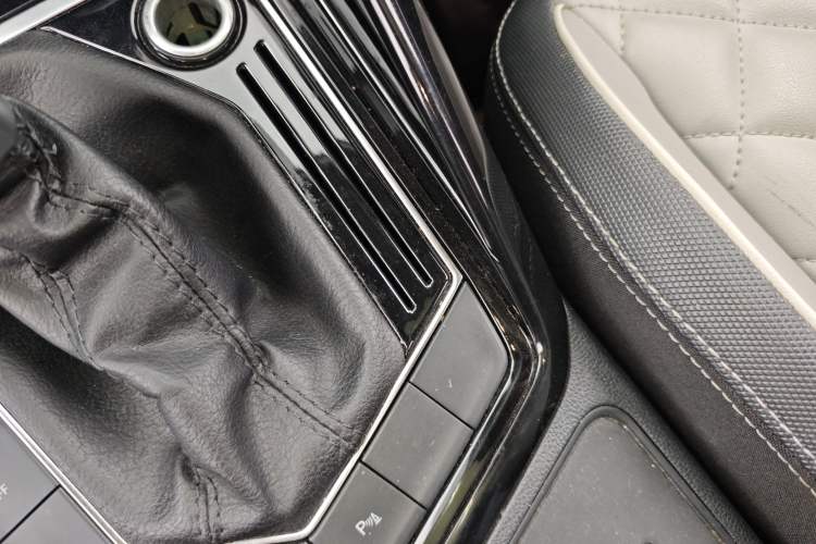 Used Volkswagen Tayron 2023 330TSI Two-Wheel-Drive Luxury Plus Advanced Version